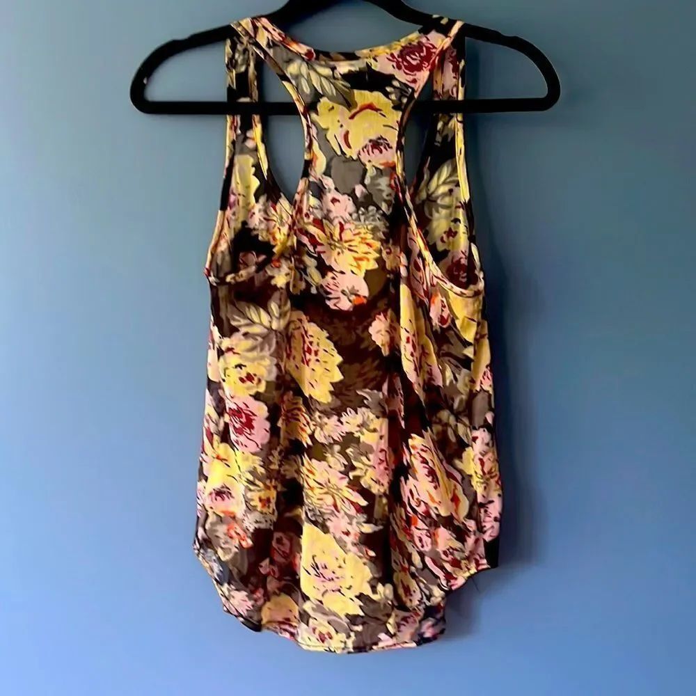 Multi Colored Floral Tank Top - Picture 3 of 6